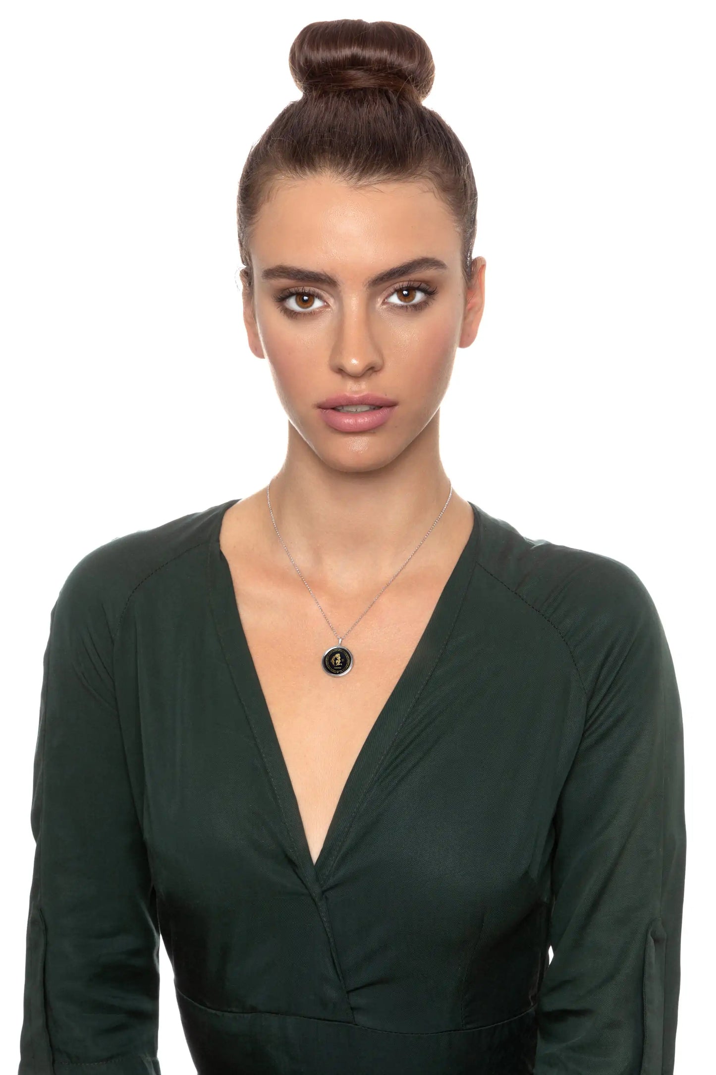 Aquarius Necklaces for Lovers of the Zodiac | Inscribed in Gold - MoonlightMysticVibes.com