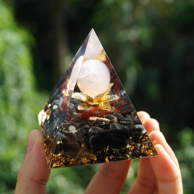 Tree of Life Orgonite Pyramid Mold Amethyst Peridot Healing Crystal - MoonlightMysticVibes.com