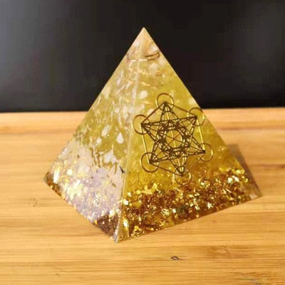 Tree of Life Orgonite Pyramid Mold Amethyst Peridot Healing Crystal - MoonlightMysticVibes.com